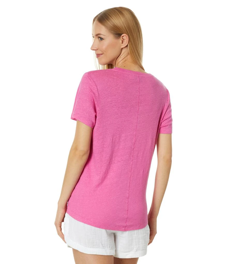 商品Vineyard Vines|Linen V-Neck Tee,价格¥326,第2张图片详细描述