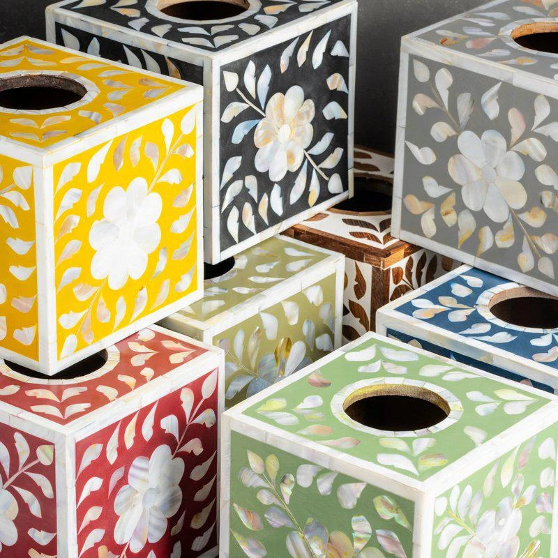 商品GAURI KOHLI|Jodhpur Mother of Pearl Tissue Box Cover,价格¥755,第2张图片详细描述