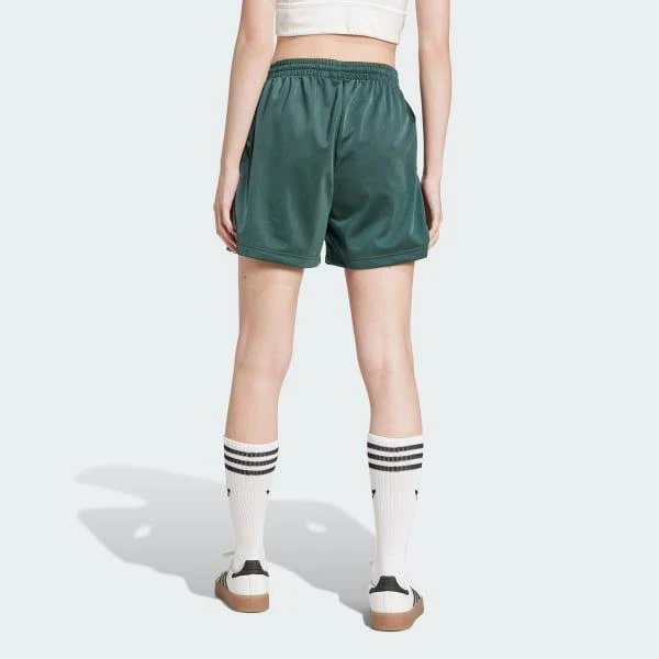 商品Adidas|Firebird Shorts,价格¥223,第2张图片详细描述