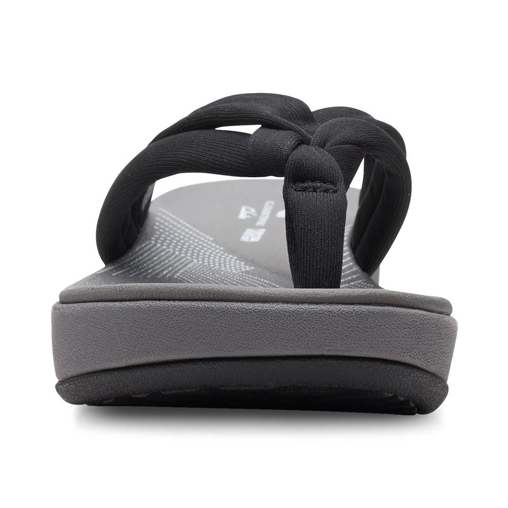 商品Clarks|Women's Cloudsteppers™ Arla Kaylie Slip-On Thong Sandals,价格¥355,第3张图片详细描述