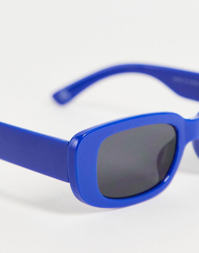 ASOS DESIGN mid rectangle sunglasses in blue with smoke lens商品第3张图片规格展示