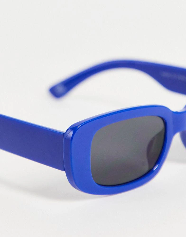 商品ASOS|ASOS DESIGN mid rectangle sunglasses in blue with smoke lens,价格¥76,第3张图片详细描述