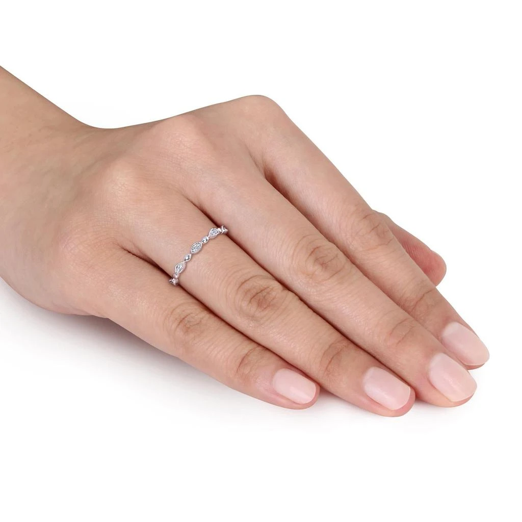商品Julianna B|10k White Gold Diamond Eternity Ring,价格¥3023,第5张图片详细描述
