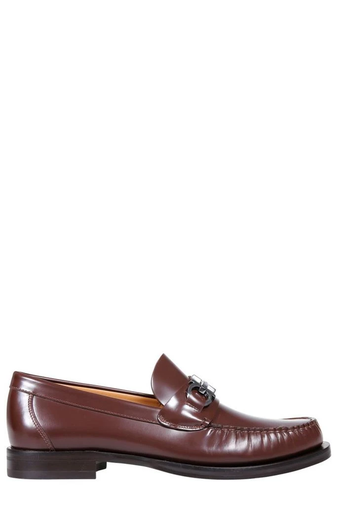 商品Salvatore Ferragamo|Salvatore Ferragamo Logo Plaque Slip-On Loafers,价格¥2681,第1张图片