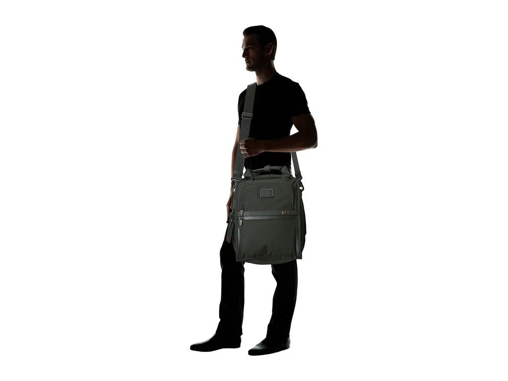 Alpha 3 Medium Travel Tote 商品