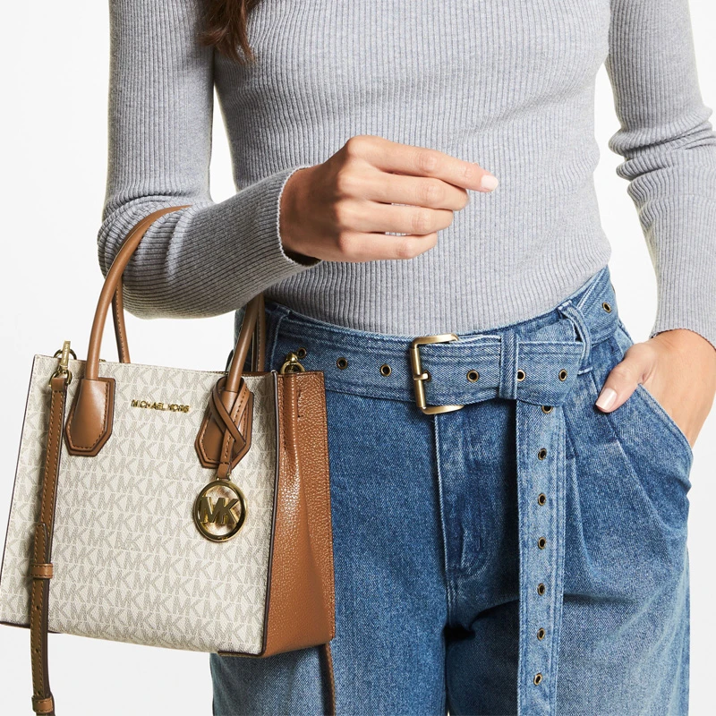 商品[国内直发] Michael Kors|迈克高仕 MK Mercer 经典复古老花满 牛皮织物 风琴包单肩包 中号 女款 香草色,价格¥2646,第6张图片详细描述