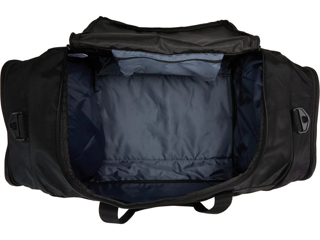 商品Adidas|Defender 4 Medium Duffel Bag,价格¥239,第3张图片详细描述