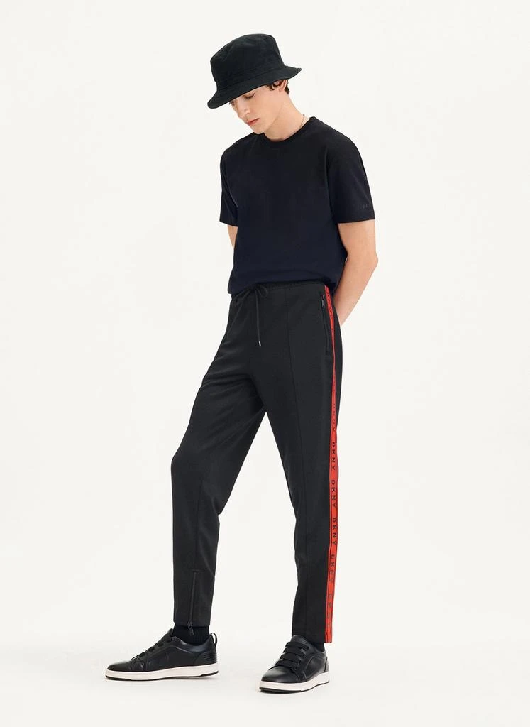 商品DKNY|Retro Track Pant,价格¥381,第2张图片详细描述