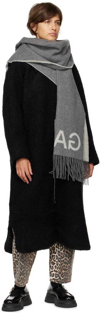商品Ganni|Gray Fringe Logo Scarf,价格¥624,第3张图片详细描述