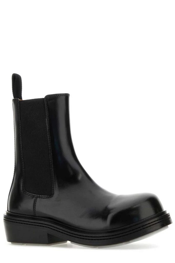 商品Bottega Veneta|Bottega Veneta Fireman Chelsea Ankle Boots,价格¥4241,第2张图片详细描述