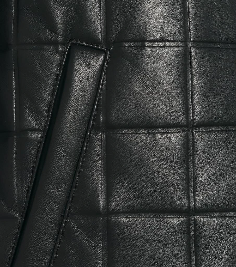 商品Bottega Veneta|Quilted leather bomber jacket,价格¥24281,第4张图片详细描述