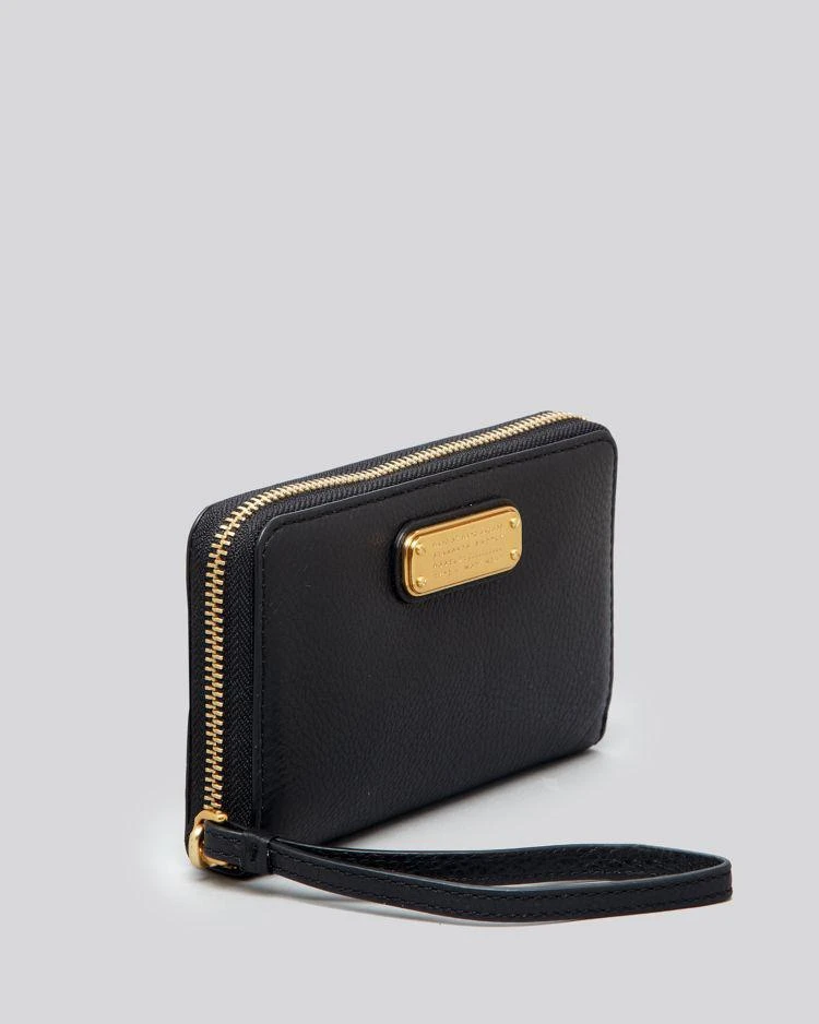 商品MARC JACOBS|MARC BY MARC JACOBS New Q Wingman Wallet Wristlet ,价格¥822,第3张图片详细描述