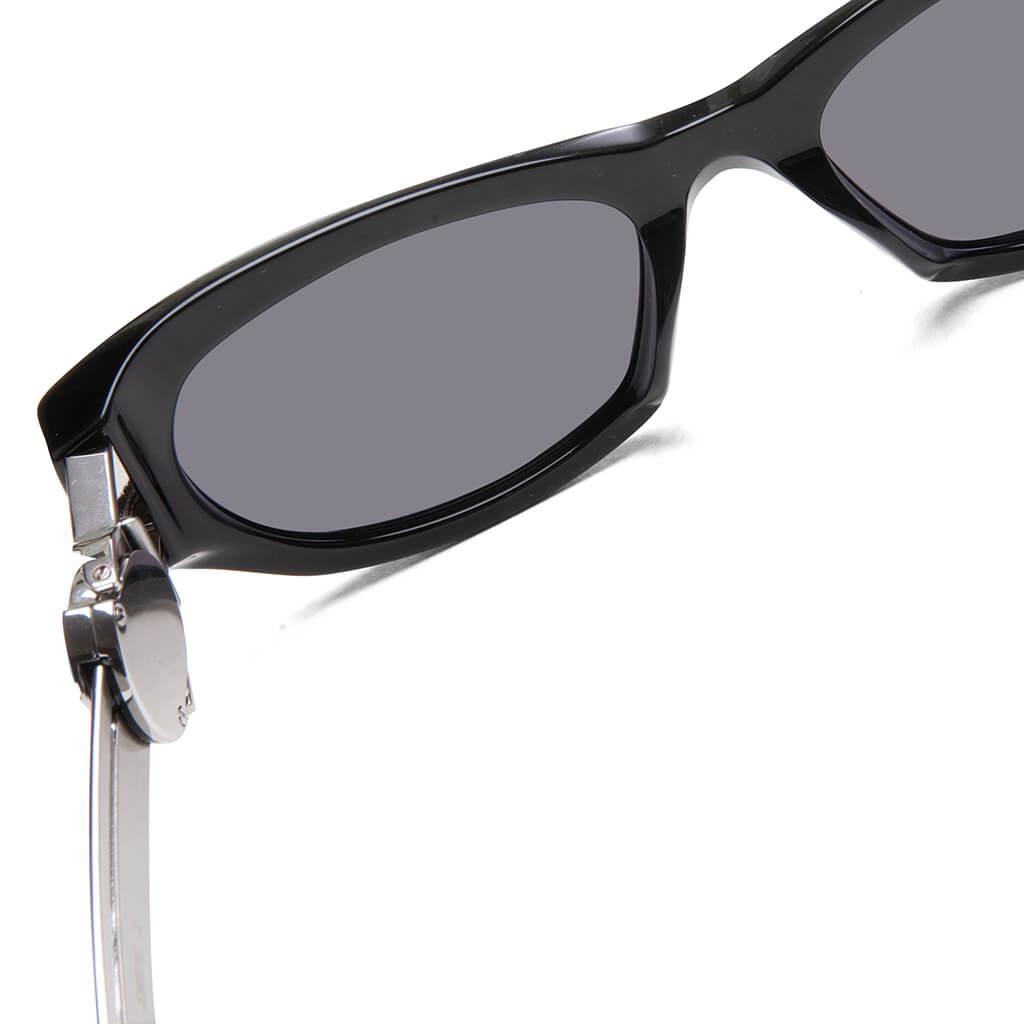 Moncler x Gentle Monster Swipe 2 Oval Sunglasses商品第3张图片规格展示