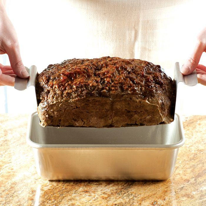 商品Nordic Ware|Meat Loaf Pan & Lifting Trivet,价格¥188,第2张图片详细描述