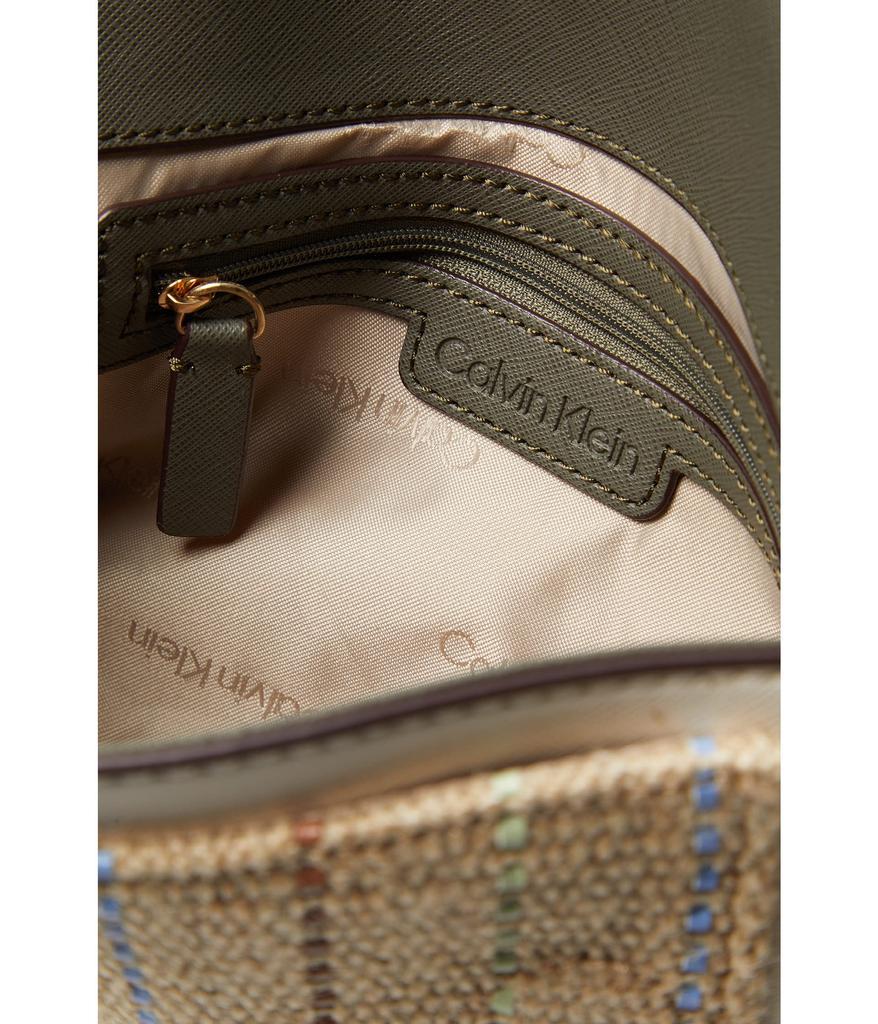 商品Calvin Klein|CK Finley 编织新奇斜挎包,价格¥420,第5张图片详细描述