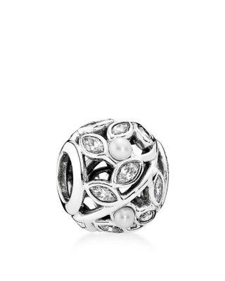商品PANDORA|Charm - Sterling Silver, Cubic Zirconia & Cultured Freshwater Pearl Luminous Leaves, Moments Collection ,价格¥489,第1张图片