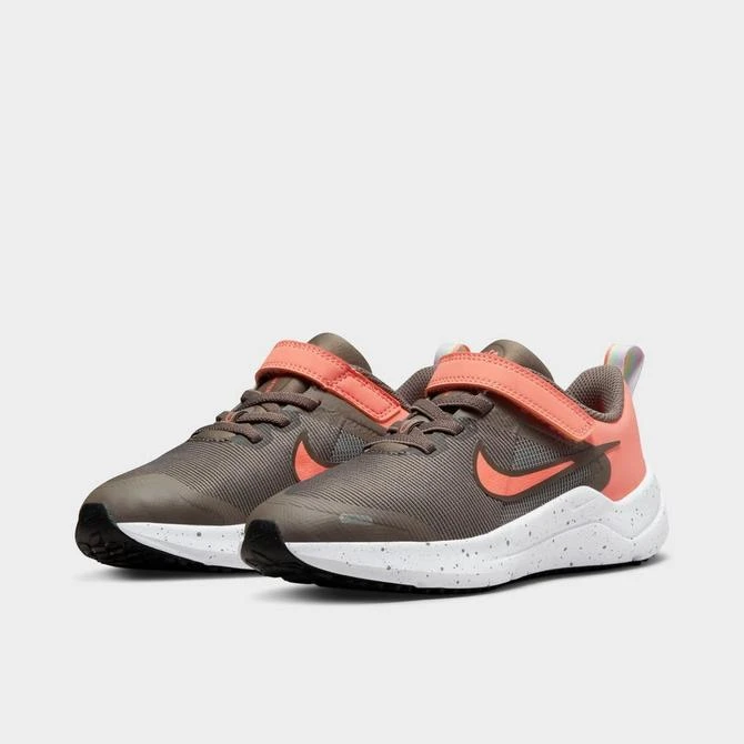 商品NIKE|Little Kids' Nike Downshifter 12 Sidewalk Stretch Lace Casual Shoes,价格¥484,第2张图片详细描述
