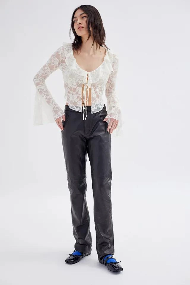 商品Urban Outfitters|UO Gossamer Sheer Lace Flyaway Top,价格¥263,第3张图片详细描述