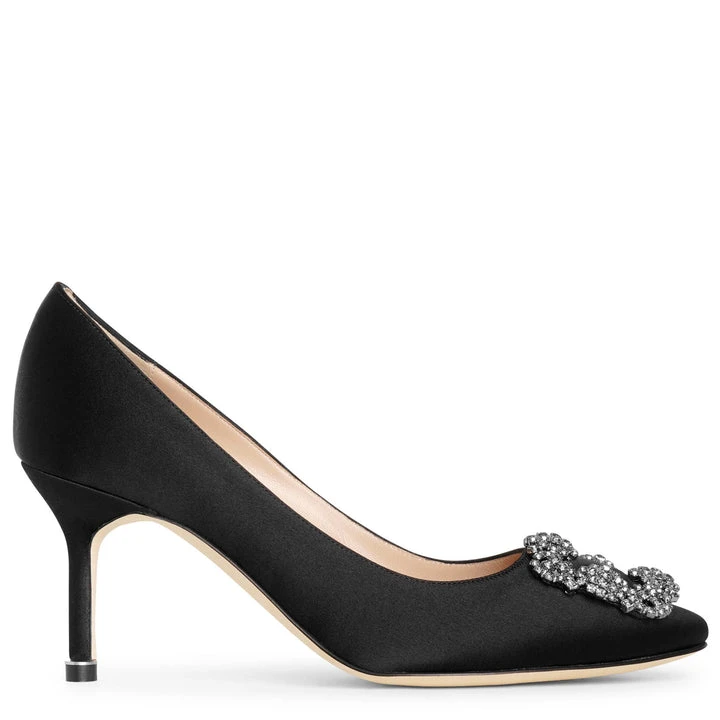 商品Manolo Blahnik|MANOLO BLAHNIK 女士黑色缎面饰有水晶方扣尖头高跟鞋 9XX-0662-0042-BLACK,价格¥5377,第1张图片