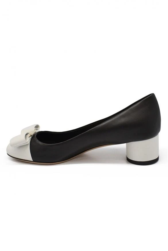 商品Salvatore Ferragamo|Women luxury shoes salvatore ferragamo black and white ivrea pumps,价格¥3039,第4张图片详细描述