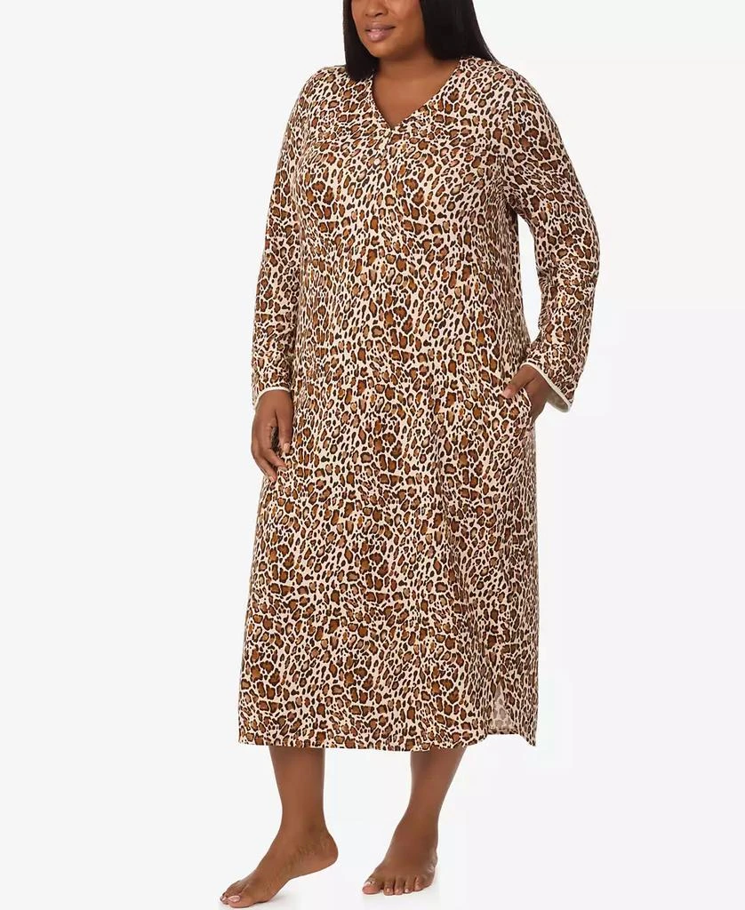 商品Ellen Tracy|Plus Size Printed V-Neck Long Gown with Socks,价格¥471,第2张图片详细描述