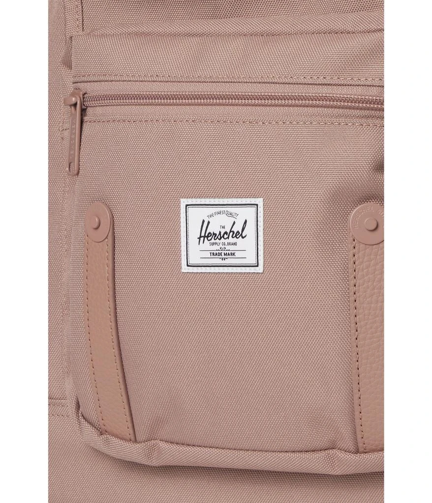 商品Herschel Supply|Little America™ Backpack,价格¥623,第4张图片详细描述