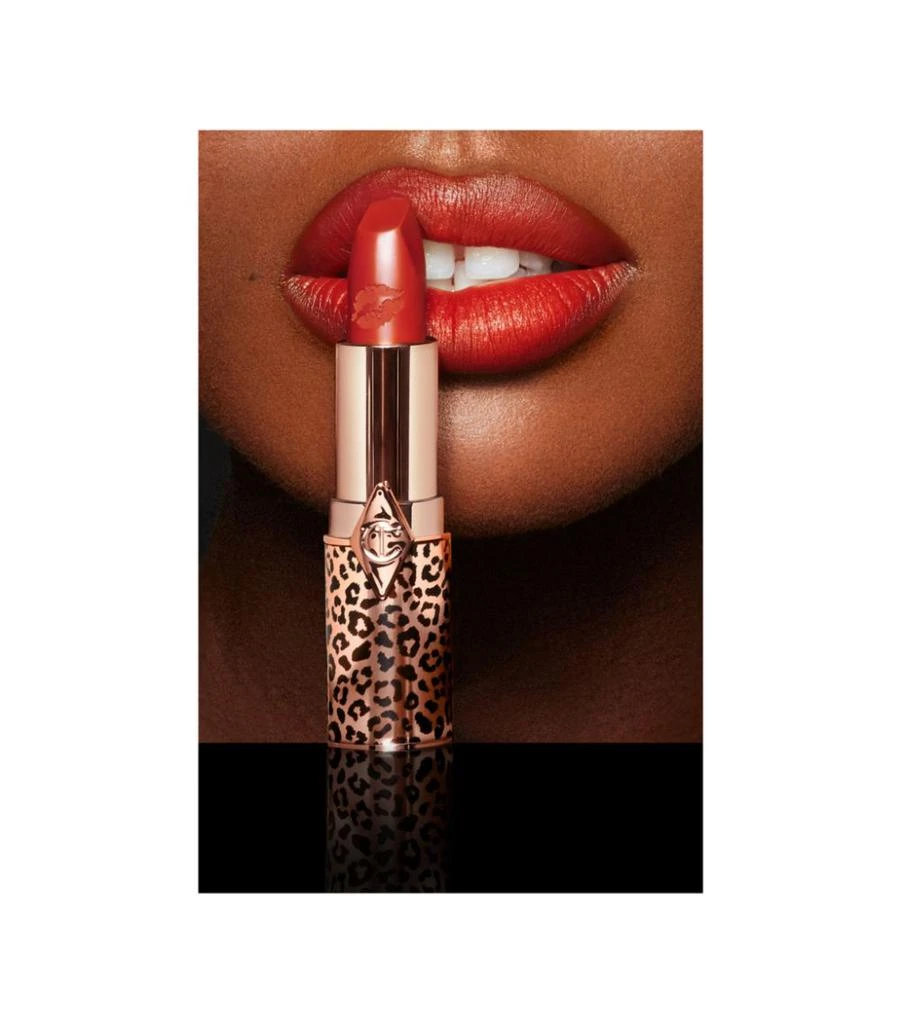商品Charlotte Tilbury|火热红唇 2.0 唇膏 - Red Hot Susan,价格¥314,第5张图片详细描述