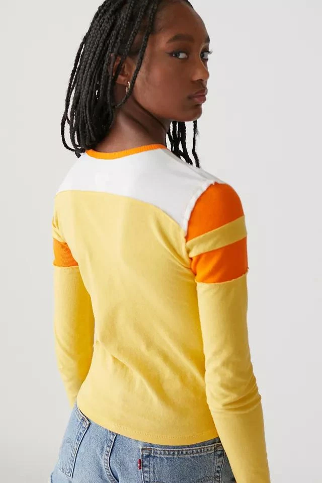 商品BDG|BDG Cole V-Neck Long Sleeve Tee,价格¥74,第3张图片详细描述