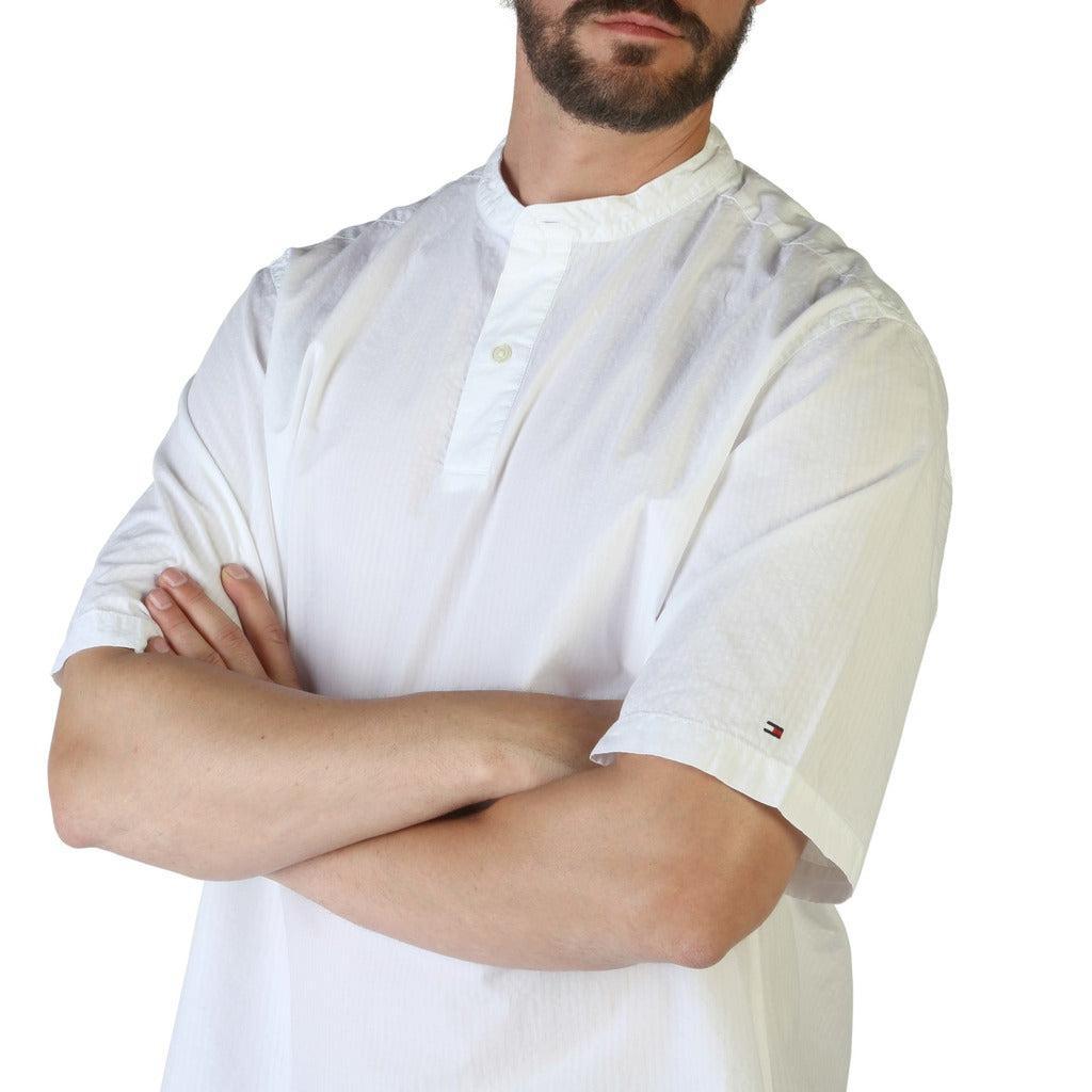 商品Tommy Hilfiger|Tommy Hilfiger short sleeve buttoned Shirt,价格¥458,第5张图片详细描述