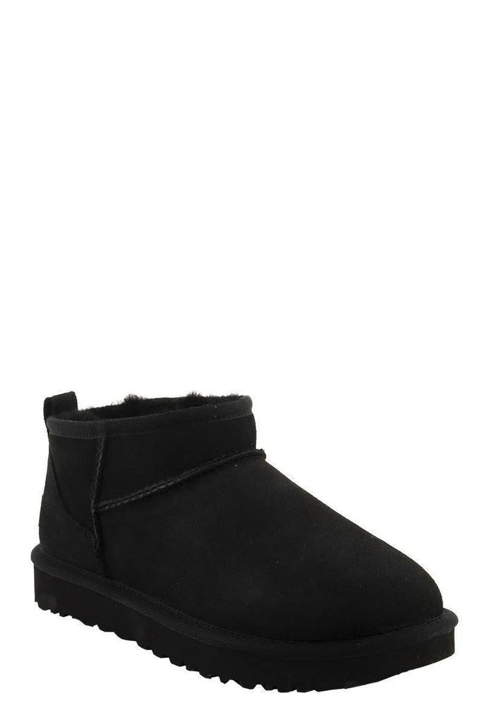 UGG Boots in Black 商品