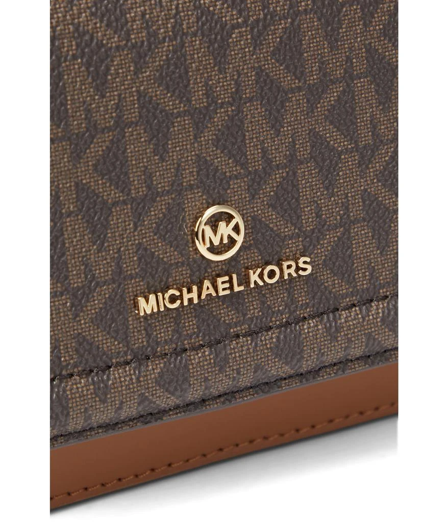商品Michael Kors|Jet Set Charm Small Phone Crossbody,价格¥1255,第4张图片详细描述