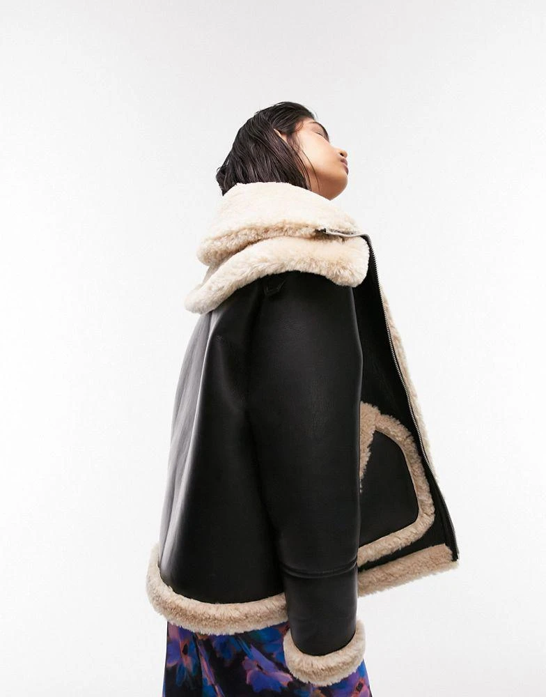 商品Topshop|Topshop faux shearling oversized aviator jacket with double collar detail in black,价格¥463,第4张图片详细描述