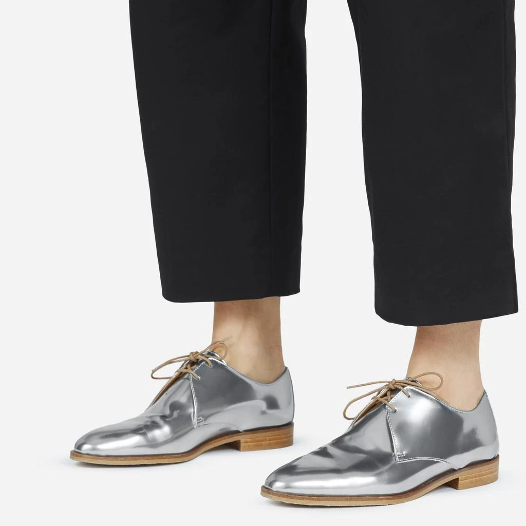 商品Everlane|The E2 金属色闪亮摩登牛津鞋,价格¥741,第2张图片详细描述