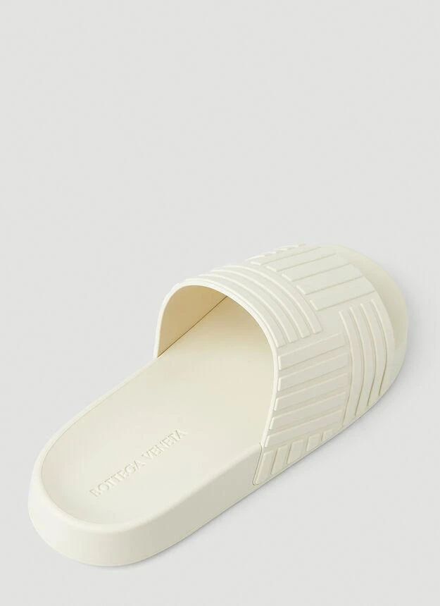 Rubber Carpet Slides in Cream 商品
