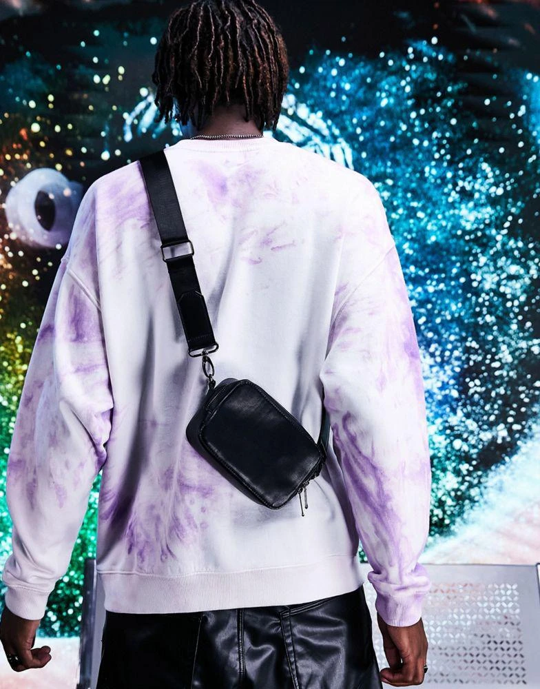 商品ASOS|ASOS DESIGN faux leather cross body camera bag in black,价格¥183,第3张图片详细描述
