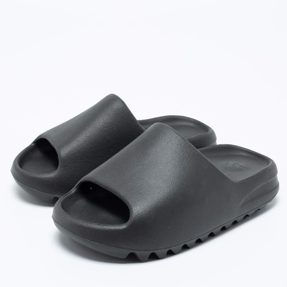 商品YEEZY|Yezzy X Adiddas Black Rubber Pure Slides Size 37,价格¥2638,第2张图片详细描述