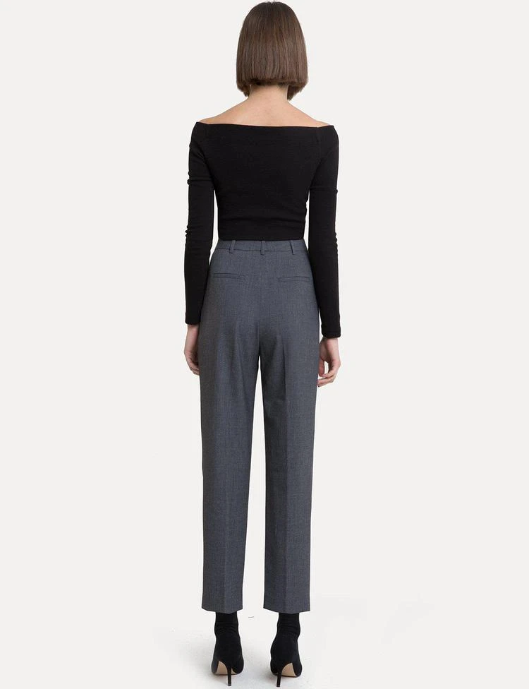 Black Wrap OffThe Shoulder Crop Top 商品