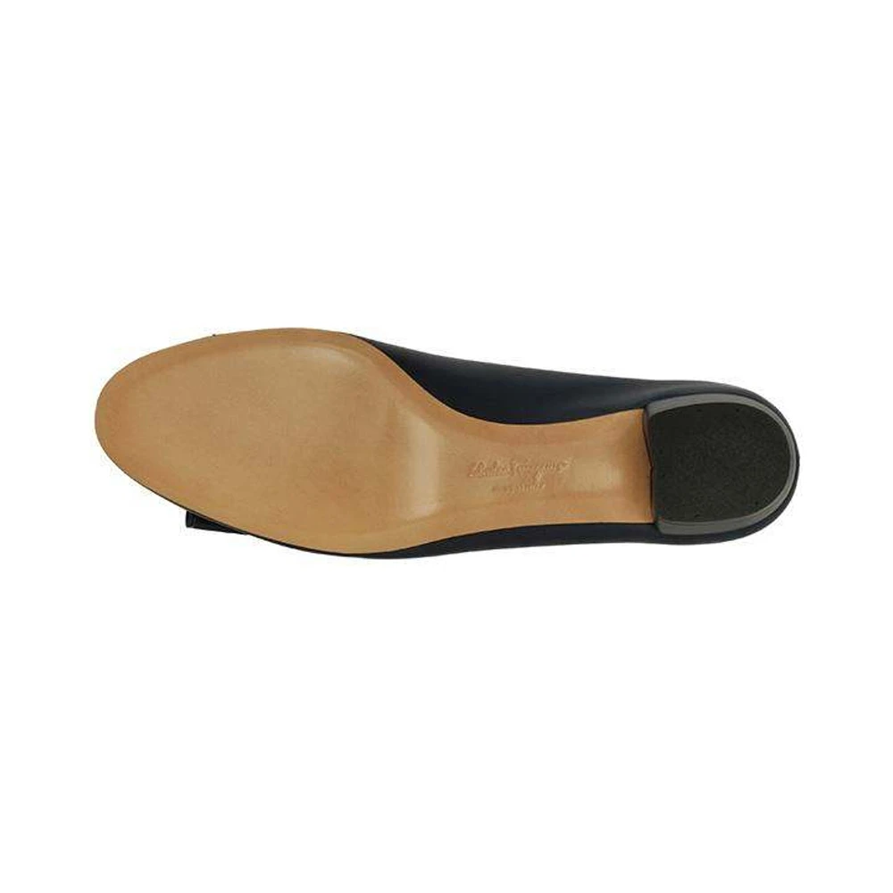 SALVATORE FERRAGAMO 女士深蓝色牛皮蝴蝶结装饰低跟船鞋 01-B221-574010 商品