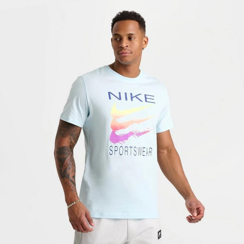 Men's Nike Sportswear Triple Swoosh T-Shirt 商品