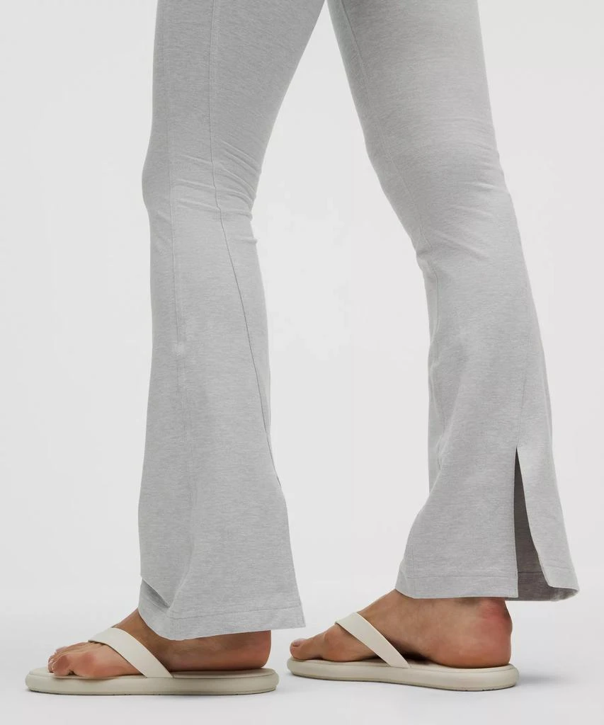 Softy Suedey Split-Hem High-Rise Mini-Flare Pant *Regular 商品