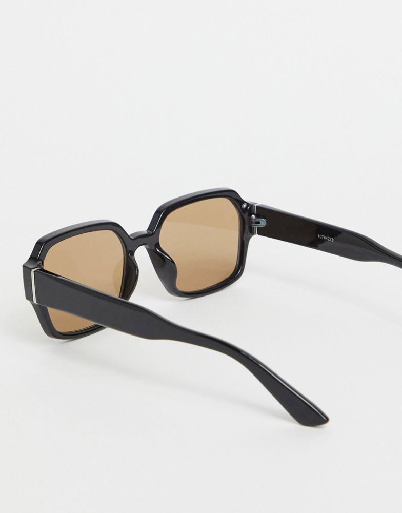 ASOS DESIGN 70's square sunglasses in black plastic with smoke brown lens商品第2张图片规格展示