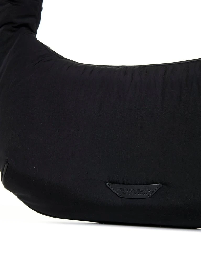 商品Bottega Veneta|Bottega Veneta Half-Moon Zipped Shoulder Bag,价格¥9604,第4张图片详细描述