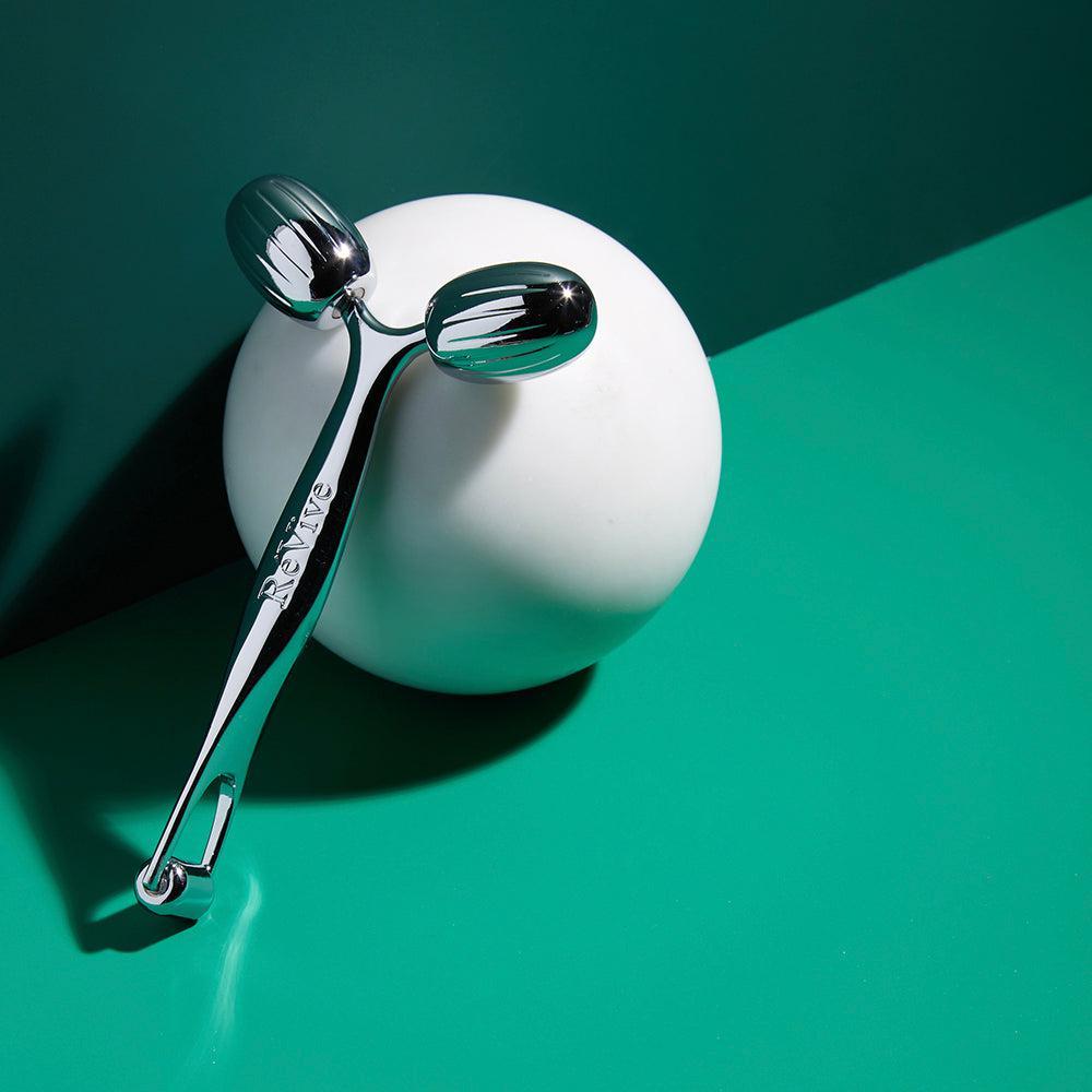 商品Revive|RéVolve Contouring Massage Roller,价格¥1122,第4张图片详细描述