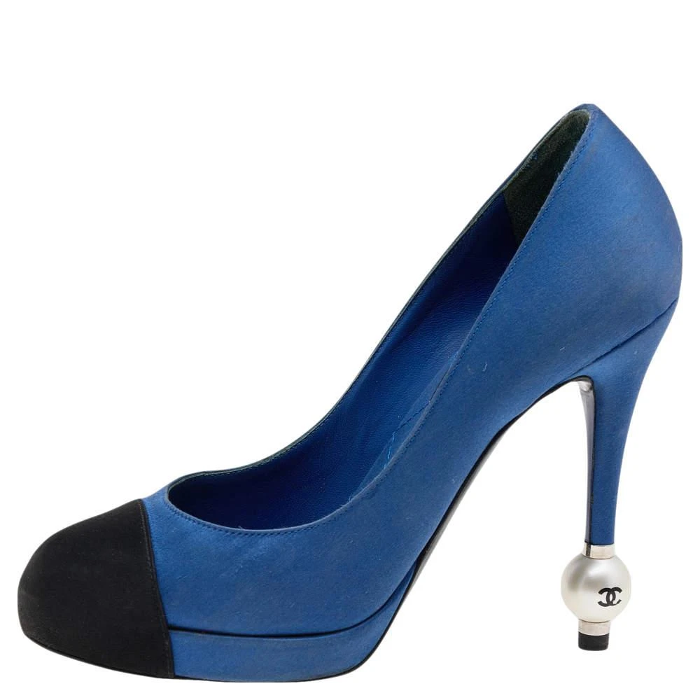商品[二手商品] Chanel|Chanel Blue/Black Satin Pearl Embellished Heel Pumps Size 36.5,价格¥1680,第2张图片详细描述