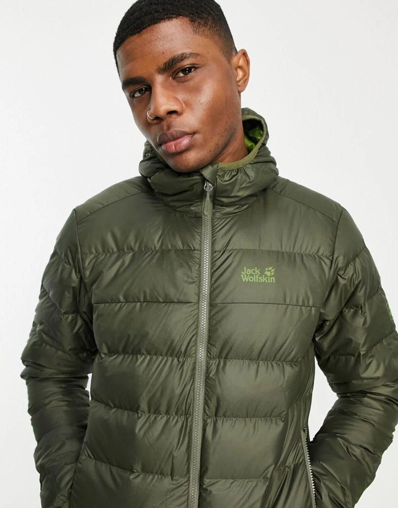 商品Jack Wolfskin|Jack Wolfskin Helium puffer jacket in khaki ,价格¥733,第2张图片详细描述