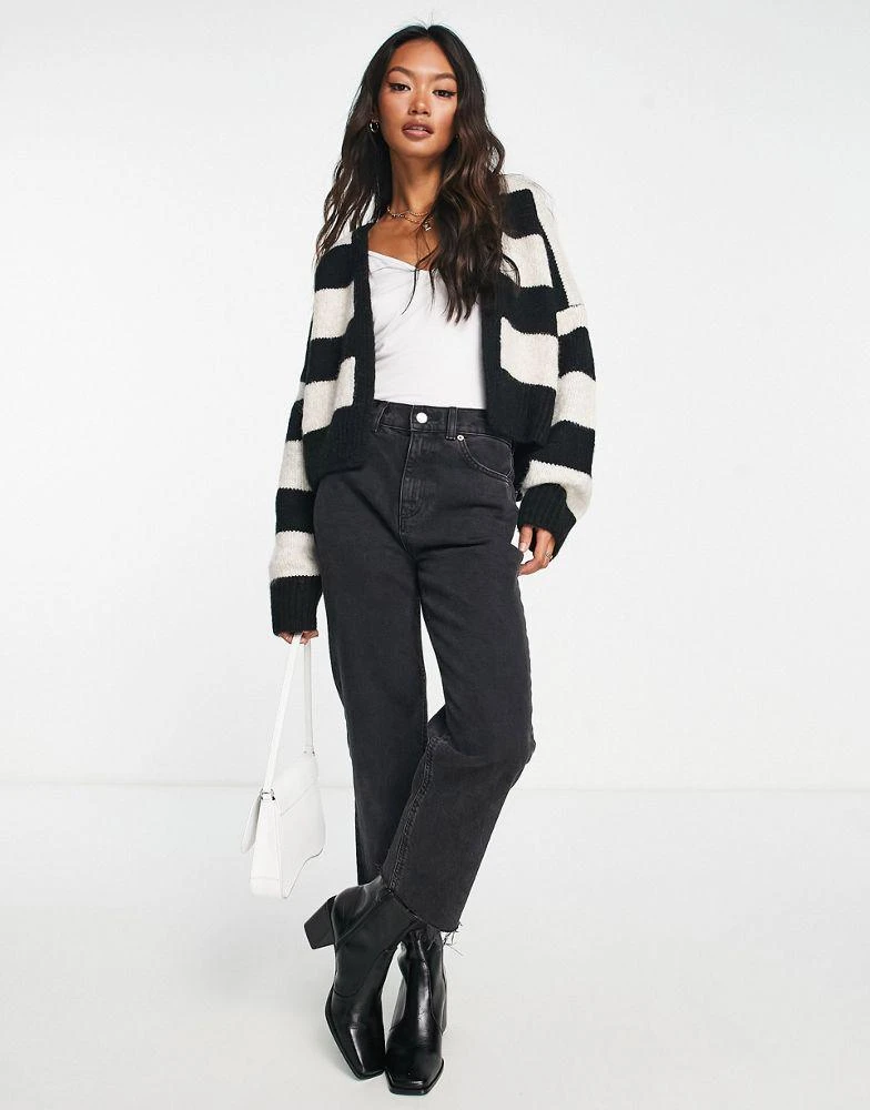 商品Topshop|Topshop knitted stripe short cardi in multi,价格¥364,第2张图片详细描述