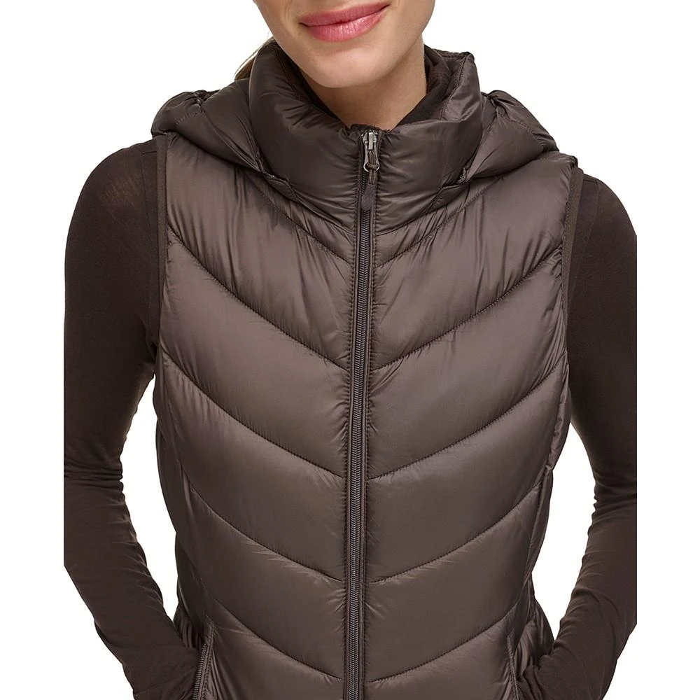 商品Charter Club|Women's Packable Hooded Puffer Vest, Created for Macy's,价格¥199,第4张图片详细描述
