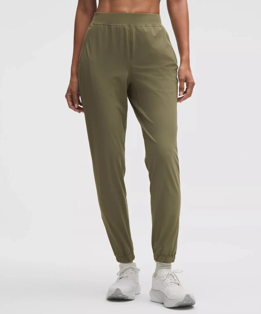 Adapted State High-Rise Jogger *Regular 商品