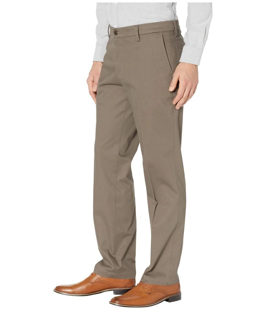 商品Dockers|Straight Fit Signature Khaki Lux Cotton Stretch Pants D2 - Creased,价格¥469,第2张图片详细描述