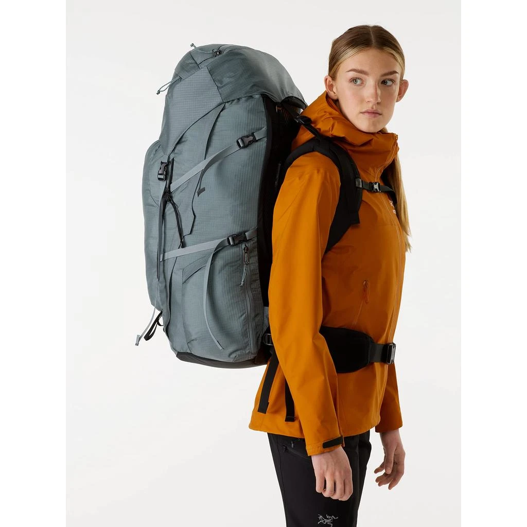 商品Arc'teryx|Arc'teryx Bora 70 Backpack Women's | Durable Comfortable Multiday Backpack | Dark Immersion, Regular,价格¥2138,第3张图片详细描述